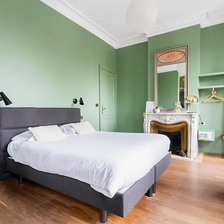 L'escapade Bordelaise - Cote Jardin Oda ve Kahvaltı