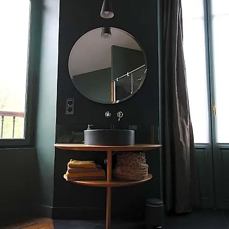 Couette-café L'escapade Bordelaise - Côté Jardin 4*