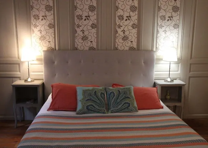 Bed & Breakfast L'escapade Bordelaise - Cote Jardin 4*